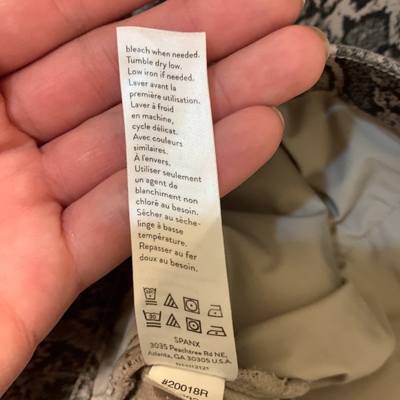 Spanx Jean-ish Ankle Leggings in Taupe Snakeskin Sz M - Picture 10 of 11